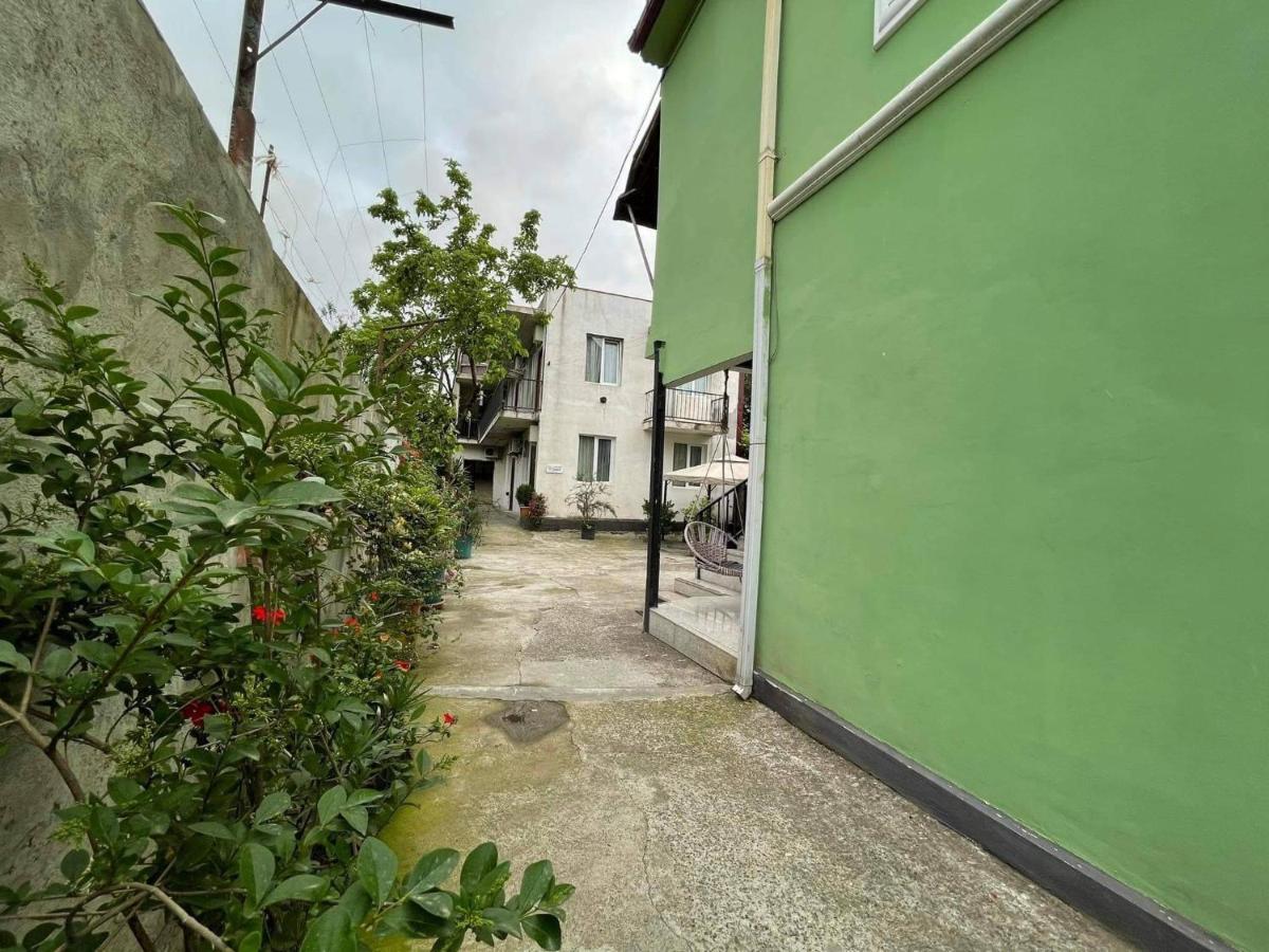 Apartment Sofia Batumi Bagian luar foto
